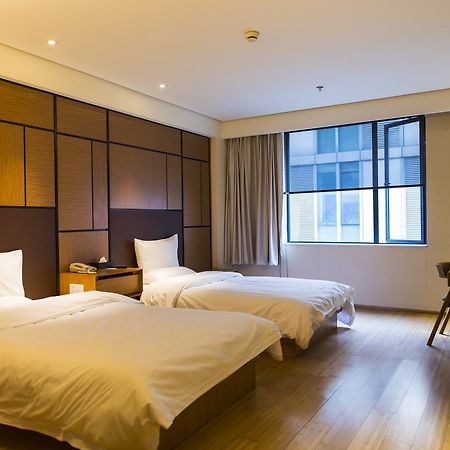 Ji Hotel Beijing Chaoyang Park Exterior photo