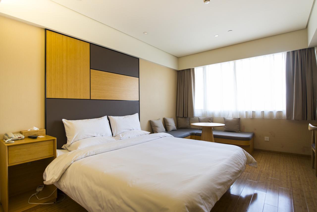 Ji Hotel Beijing Chaoyang Park Exterior photo